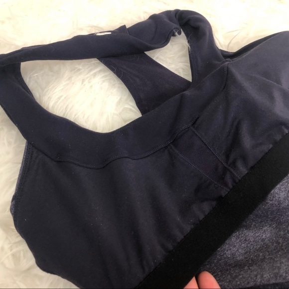 Lululemon- Scoop Neck Tank Deep Plum size: 6 - Picture 7 of 8